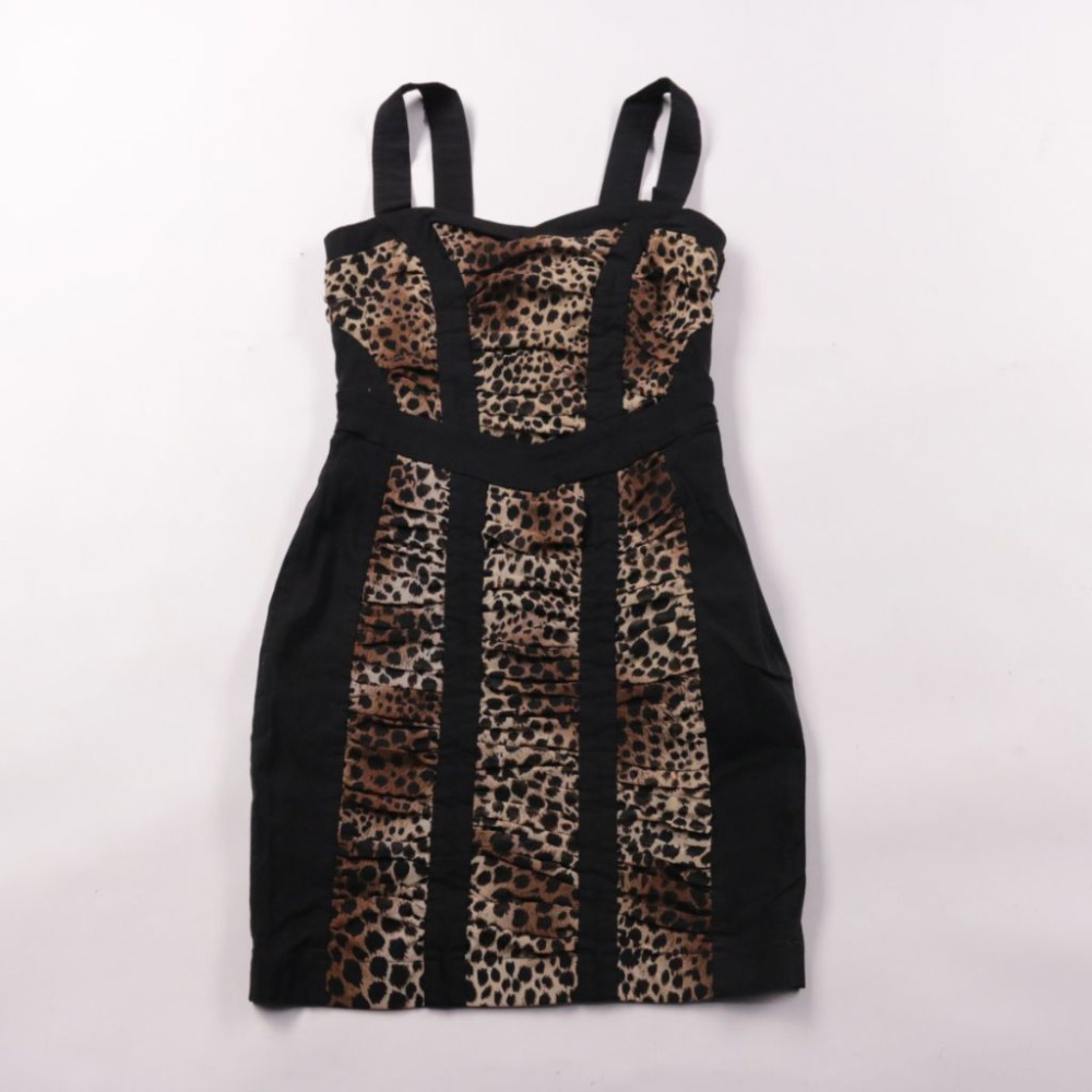 251106148-1